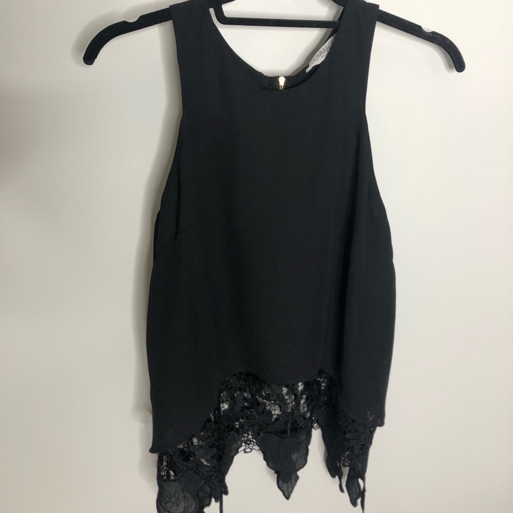 Elegant lace crop top
